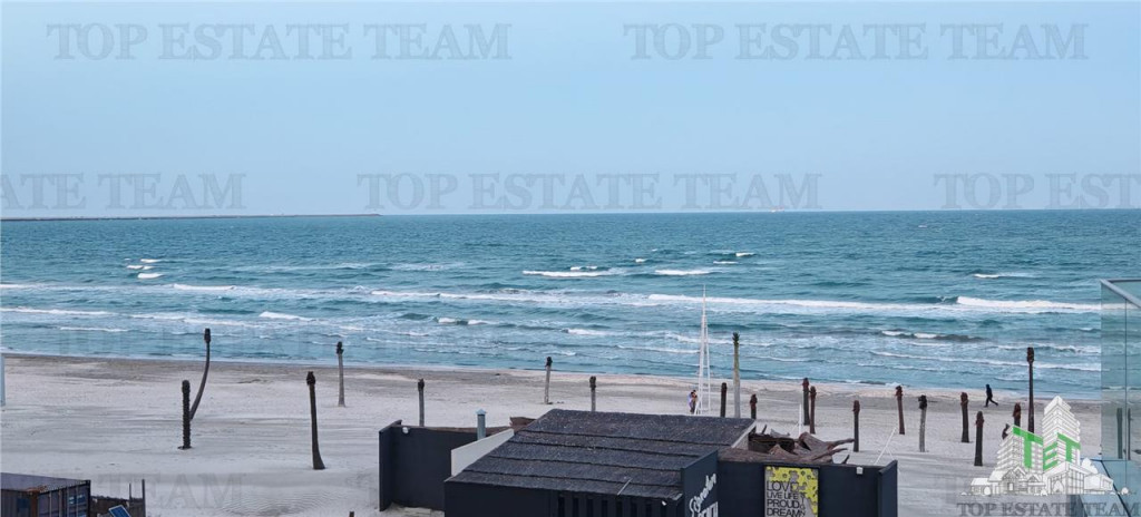 Apartament 2 camere in prima linie la mare, priveliste spect