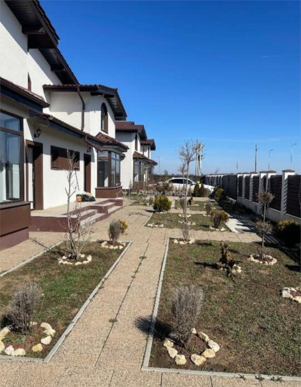 Casa moderna - Buftea - 4 camere - 2 bai - 110mp - 350mp ter