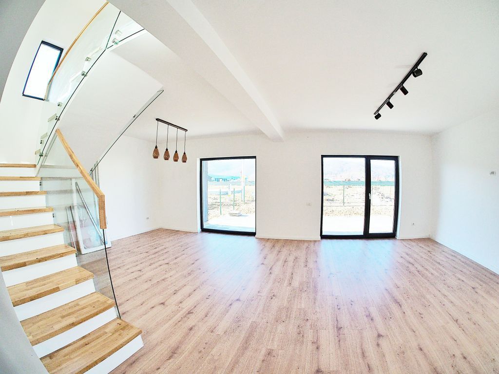 Micesti Vila moderna, eficienta energetic, la cheie!