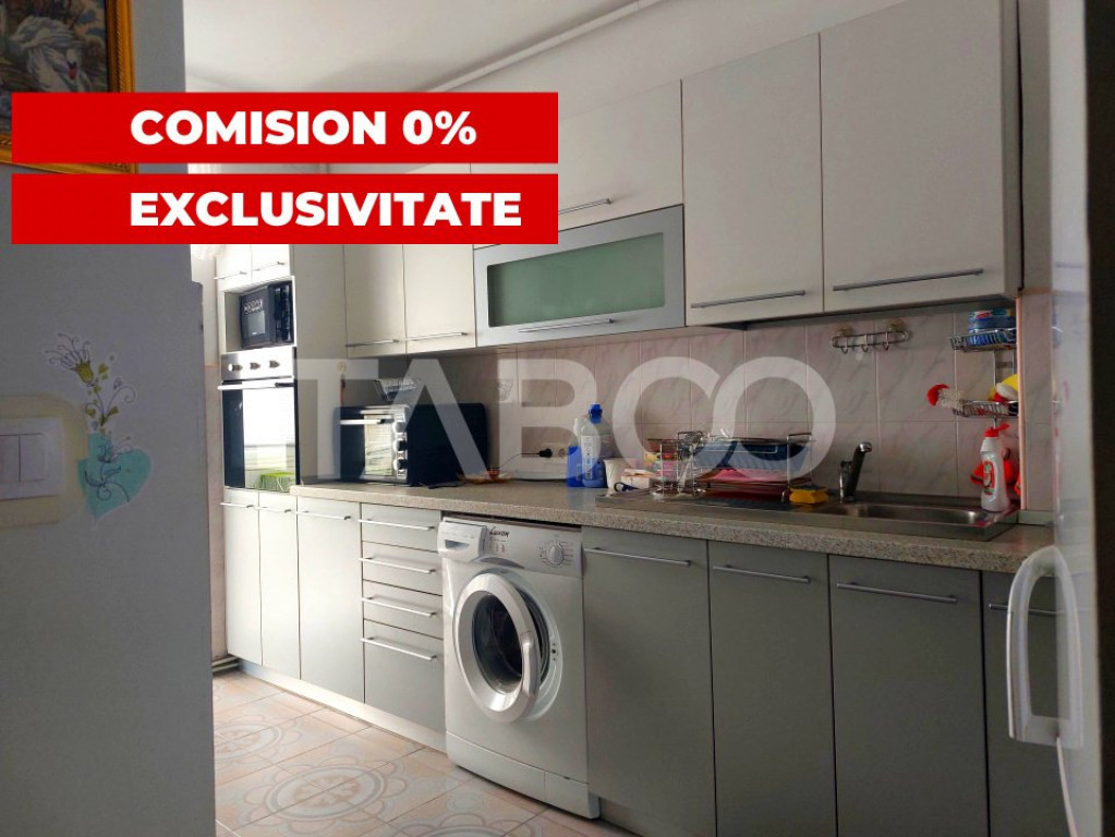 Apartament 55 mp 3 camere etaj 3 balcon pivnita Piata Noua C