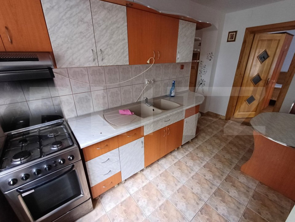 Apartament de inchiriat, cu 2 camere, 40 mp, zona Minerilor