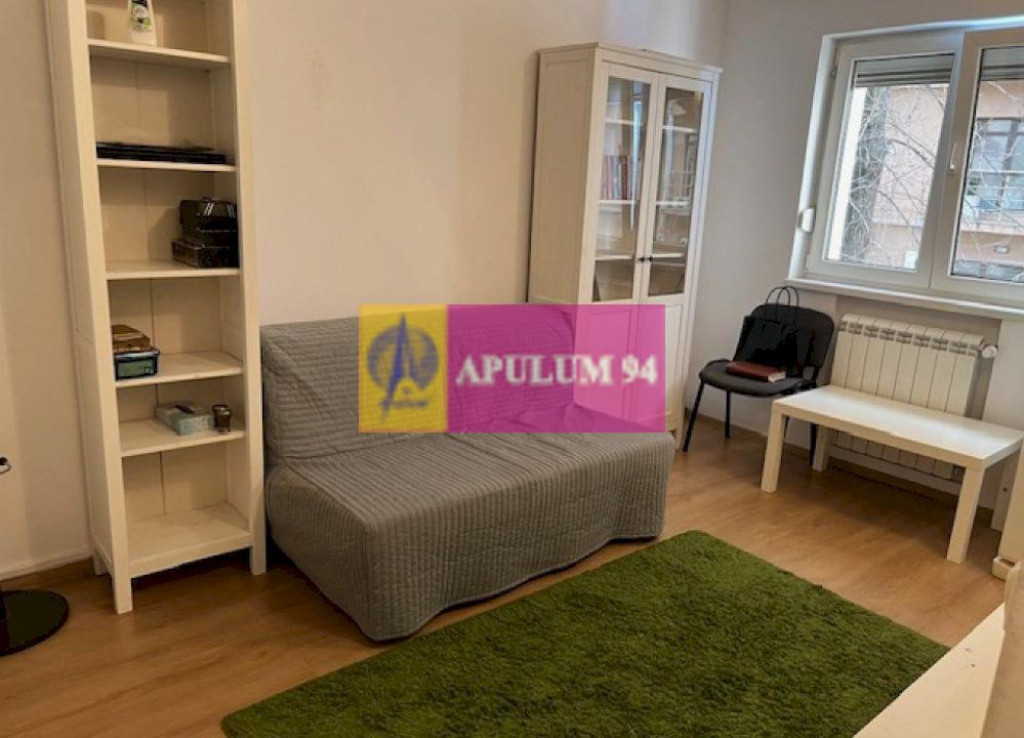 Garsoniera Piata Alba Iulia- adiacent.