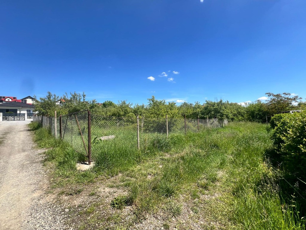 A/1641 De vânzare teren în Mureș - Livezeni