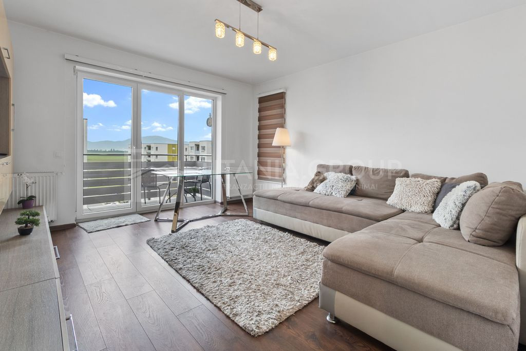 REZERVAT Apartament 2.5 camere, 65 mp, parcare+boxa, prel...