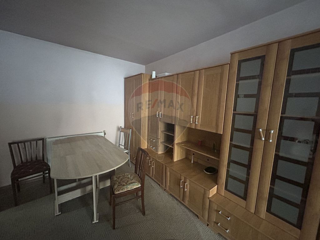Apartament cu 1 camere de închiriat în zona Traian