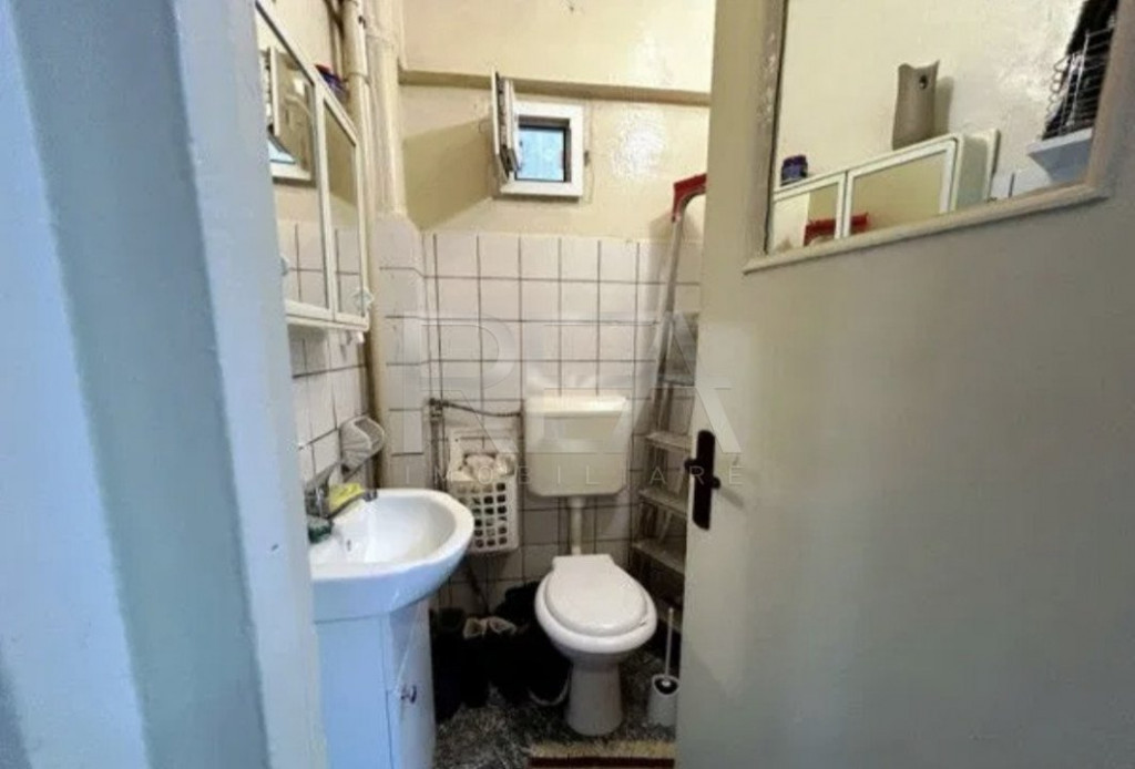 3 camere ,4/10, bloc 1978, Drumul Taberei, Aleea Dealul Maci