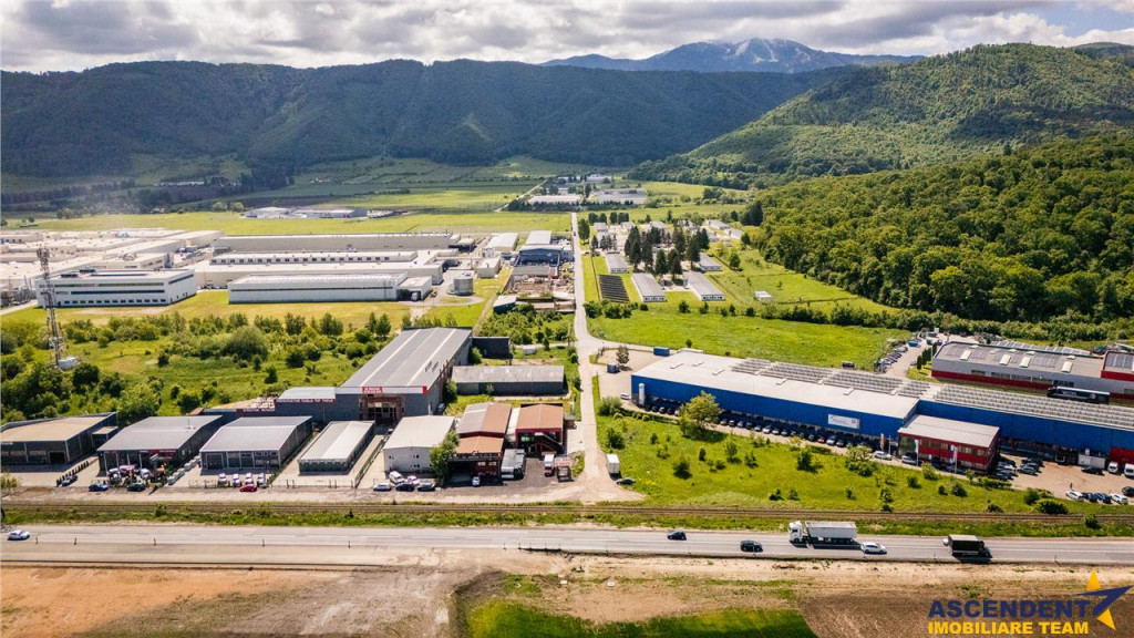 FILM LIVE! Motel sub proiect inovator, design eco-friendly s