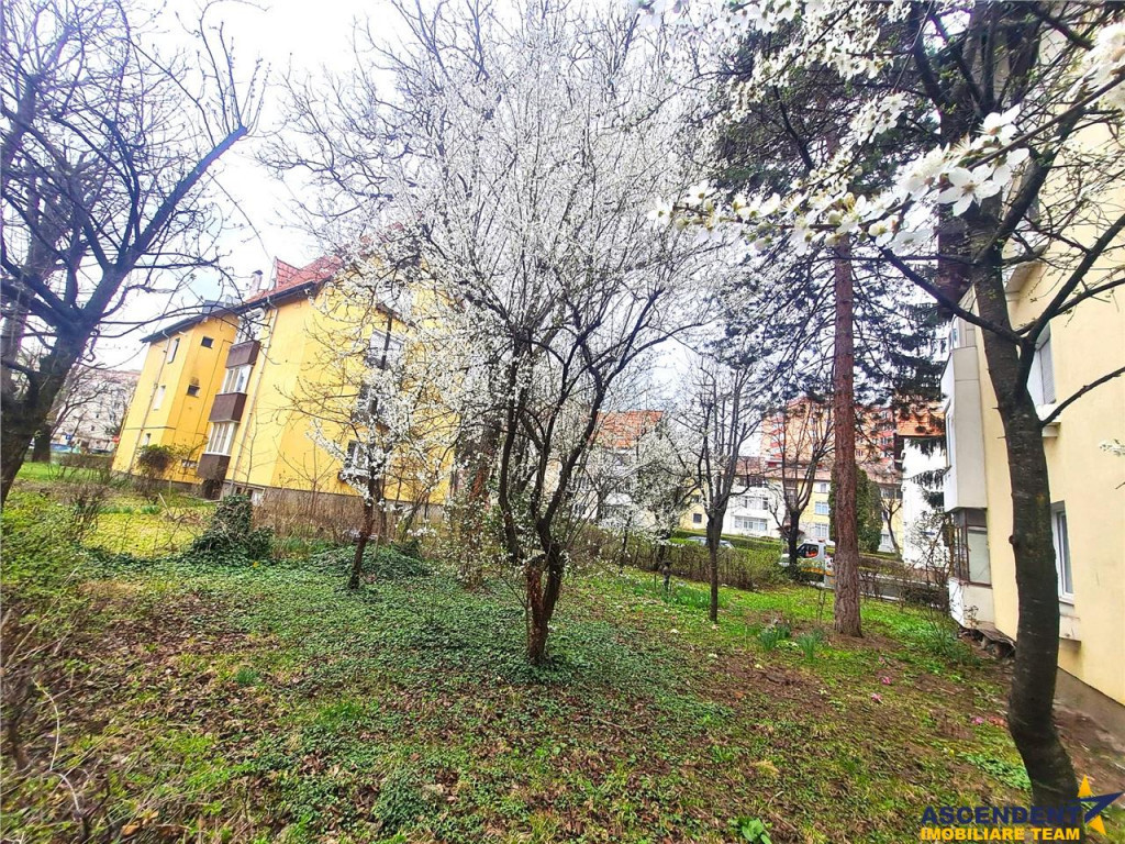 Imobil in bloc de apartamente, Aria Piata Astra, Brasov