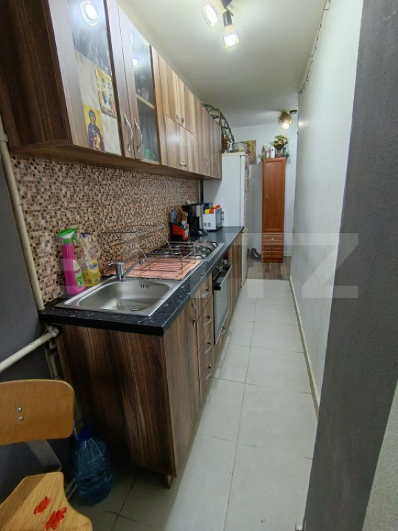 Garsoniera de vanzare suprafata de 24,45 mp zona Porolissum