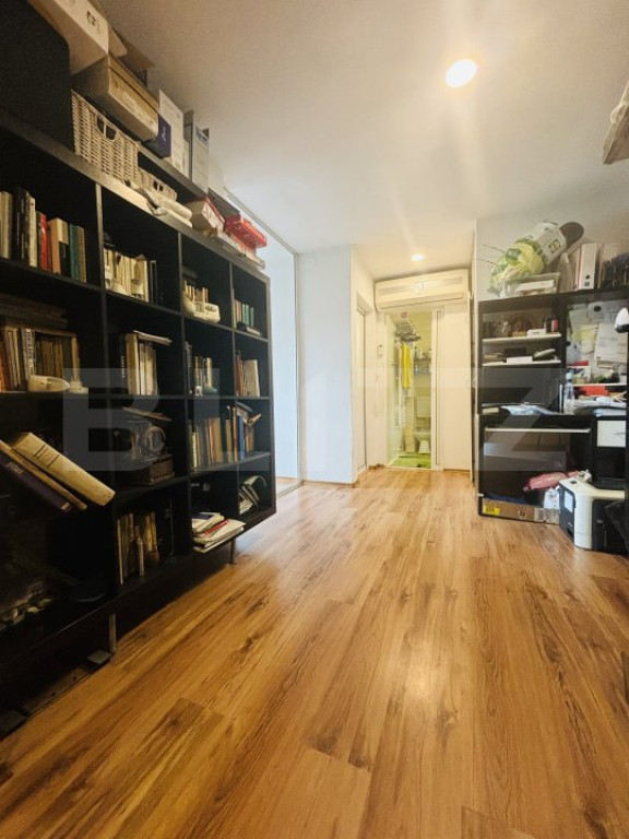 Apartament decomandat cu 3 camere în zona Torontalului