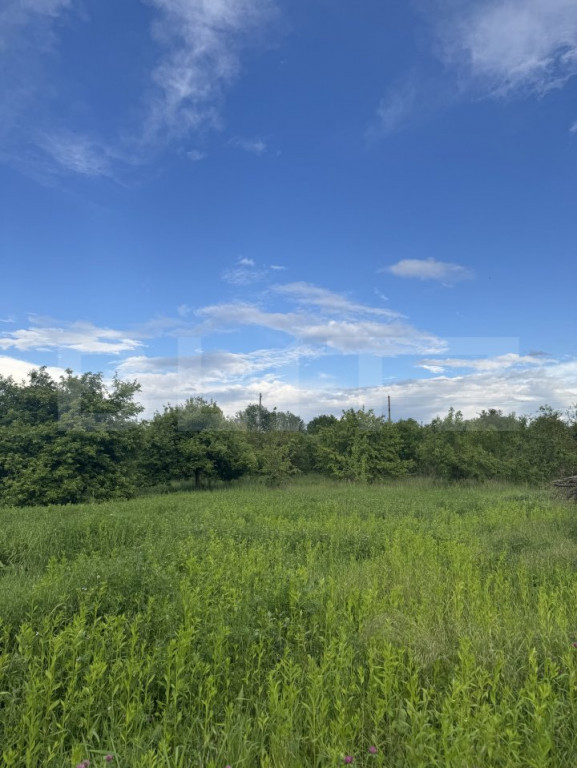 Teren intravilan, de vanzare, 800 mp, zona Simeria