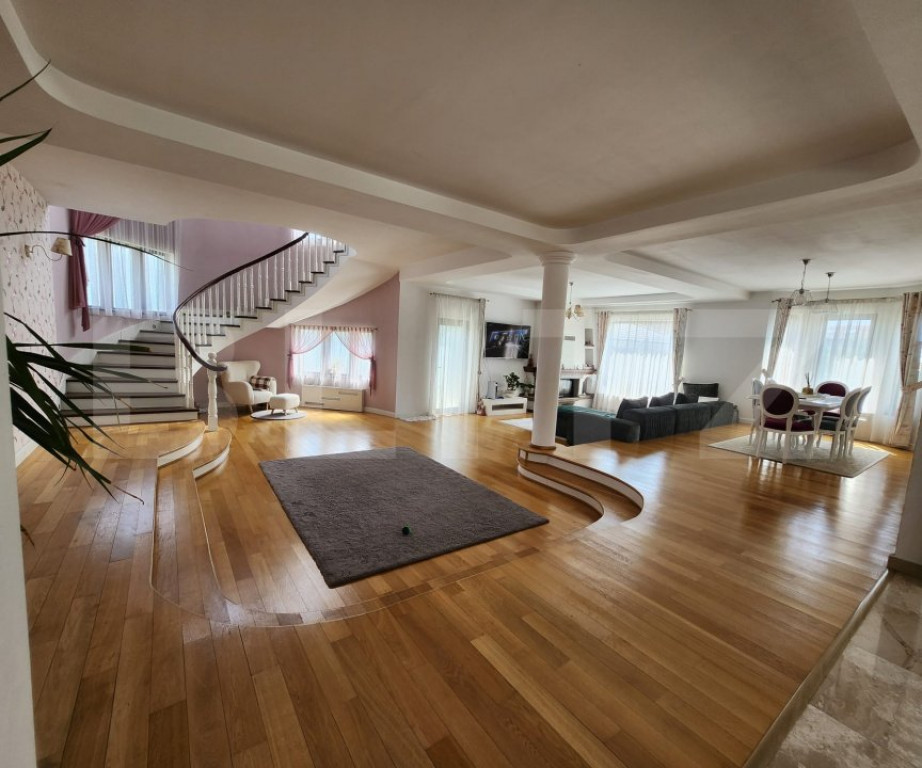 Vila Exclusivistă , 300mp utili si teren de 1300mp, Sântan