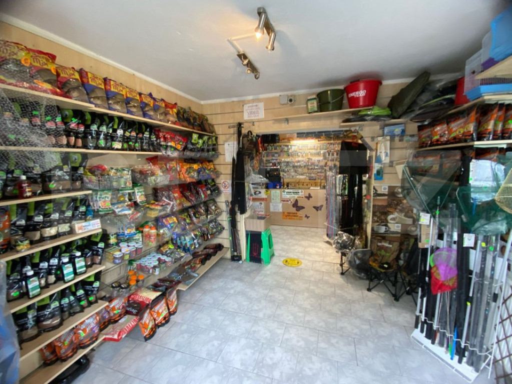 Spatiu comercial de vanzare, 37 mp - zona Cetate