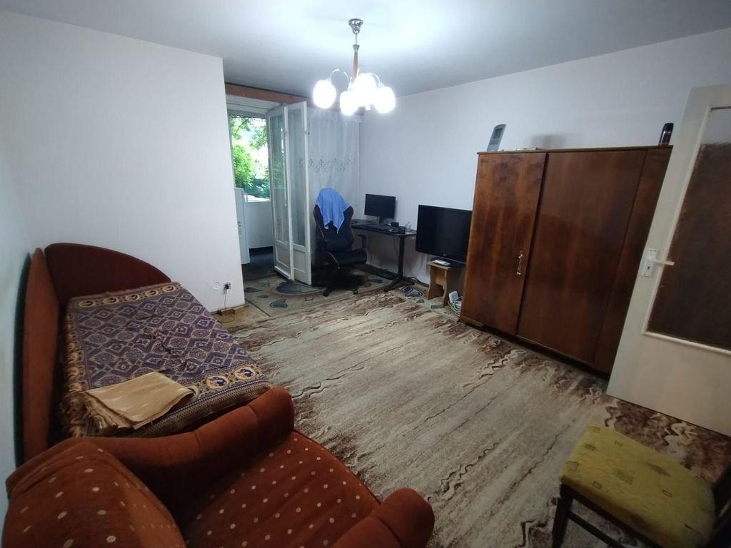 GARSONIERA EROII REVOLUTIEI, 32MP, BALCON INCHIS