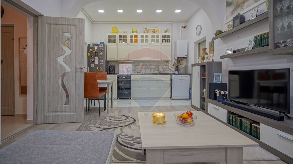 Apartament cochet, 3 camere, acces auto, Centrul Istoric