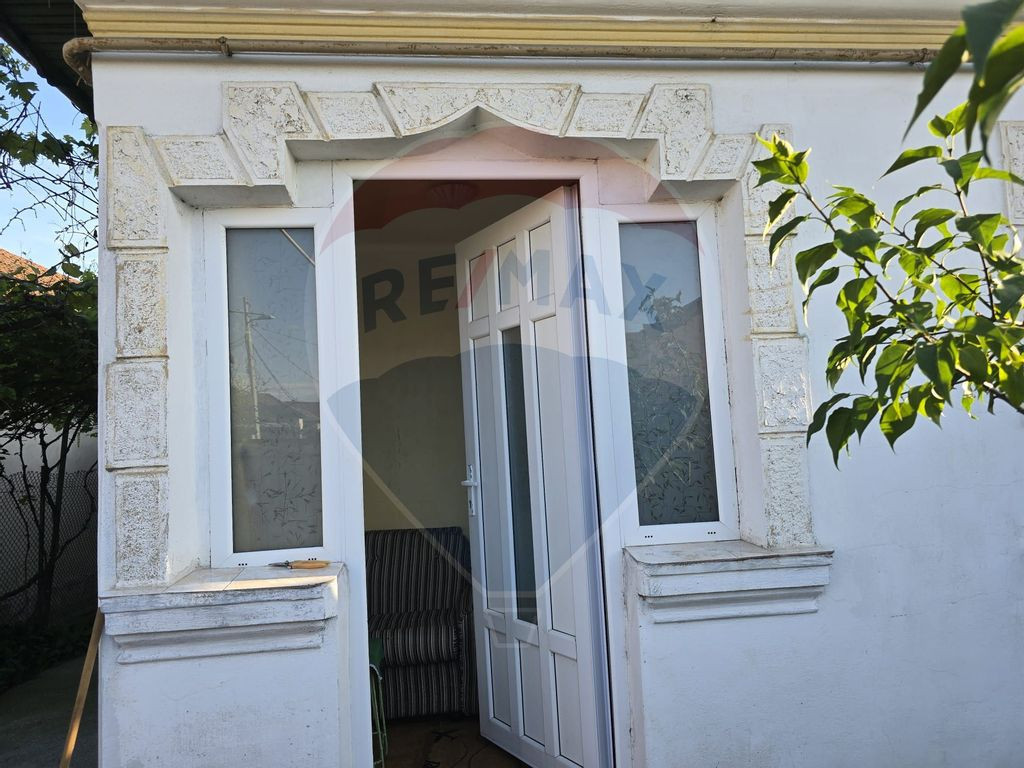 Casă / Vilă cu 3 camere de vânzare în zona Brestei