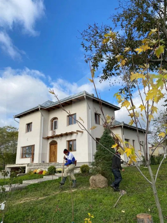 Casa individuala, 178mp, teren 1200, Broscauti