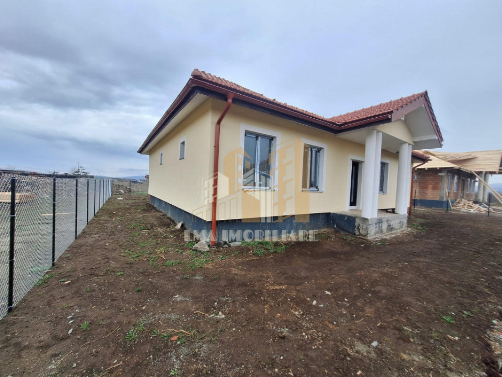 Casa 4 camere Sanpetru Brasov