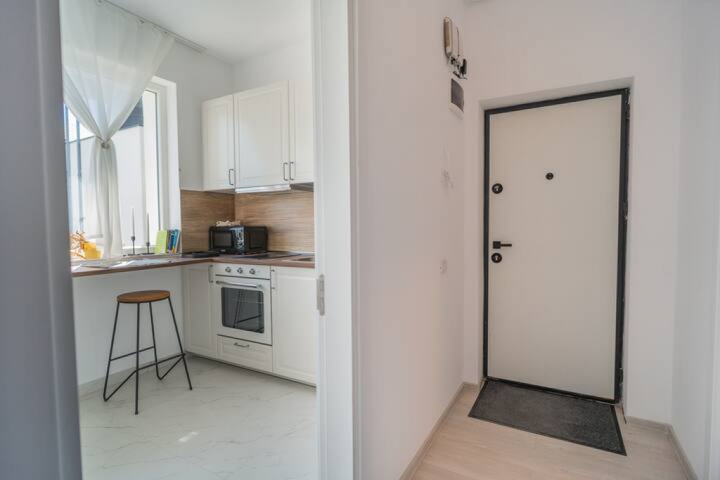 Decomandata - Complet mobilata si utilata - loc parcare sup