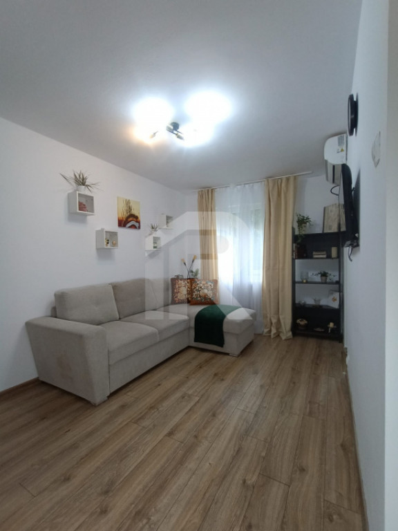 Garsonieră mobilată, ideală pentru investiție – Str. M
