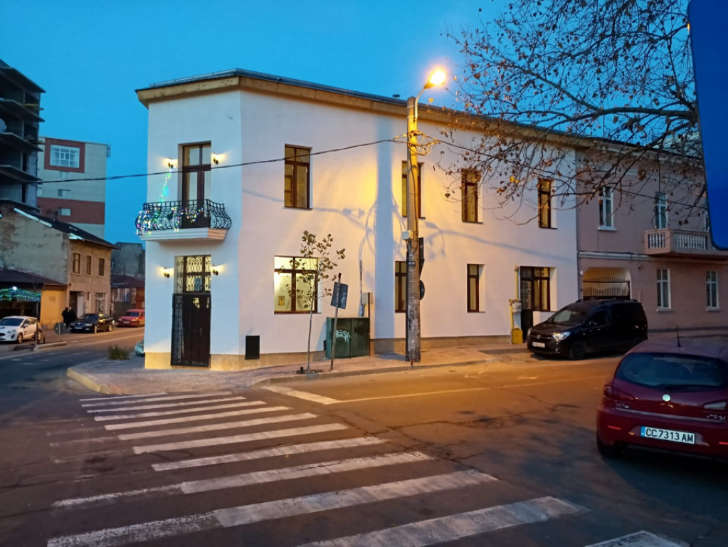 Spatiu Comercial Unirii Traian 300 mp