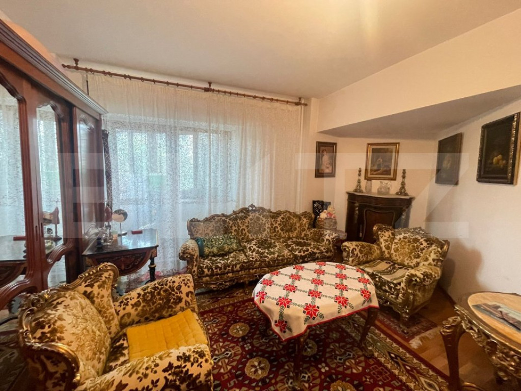 Apartament de vanzare, cu 2 camere, 60mp, zona McDonald's