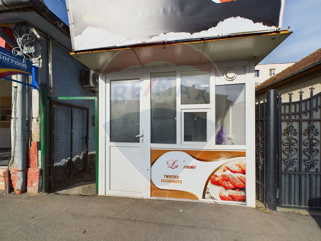 Spațiu comercial de 11mp de închiriat în zona Tractorul