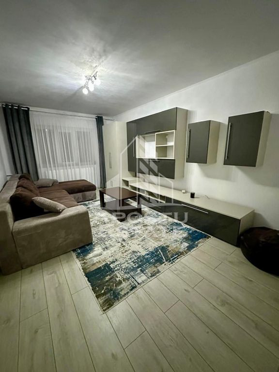 Apartament 3 camere,centrala proprie , parter,zona Lipovei