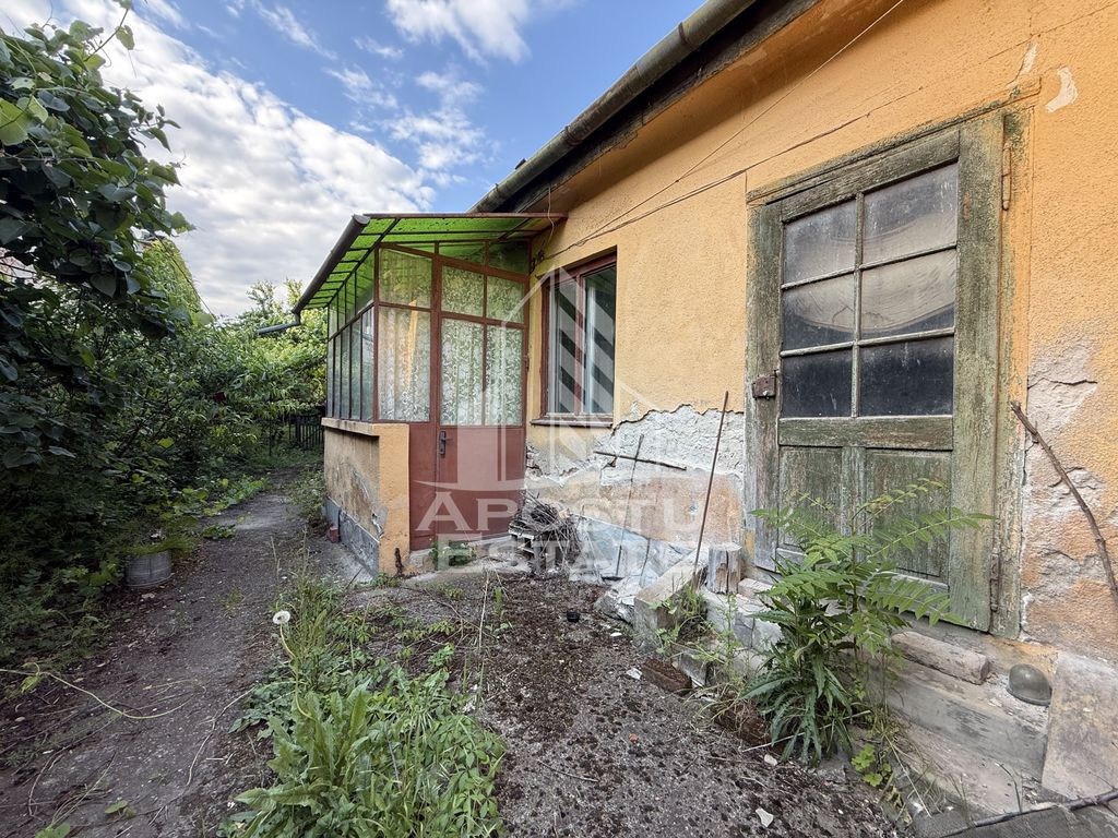 Casa individuala din caramida, 712mp teren, zona Traian