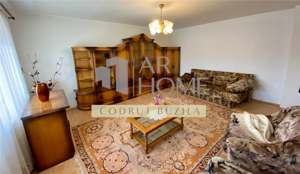 Apartament 3 camere cu centrala proprie, zona Eroilor, Ploi