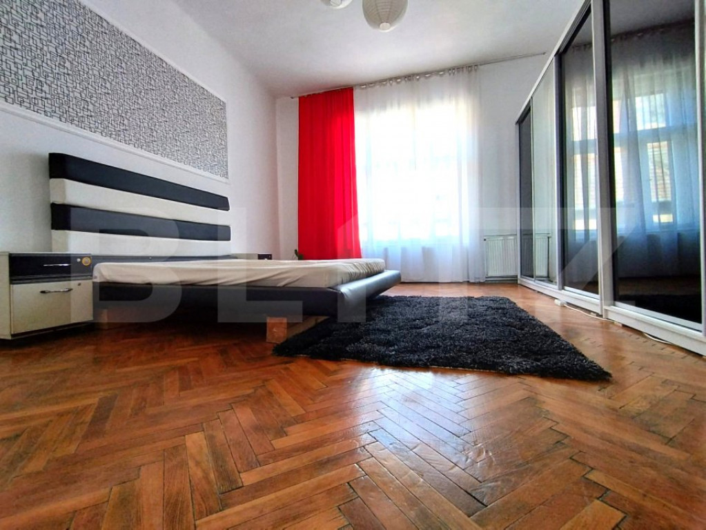 Apartament de vanzare, cu 2 camere, 72 mp, zona Iosefin