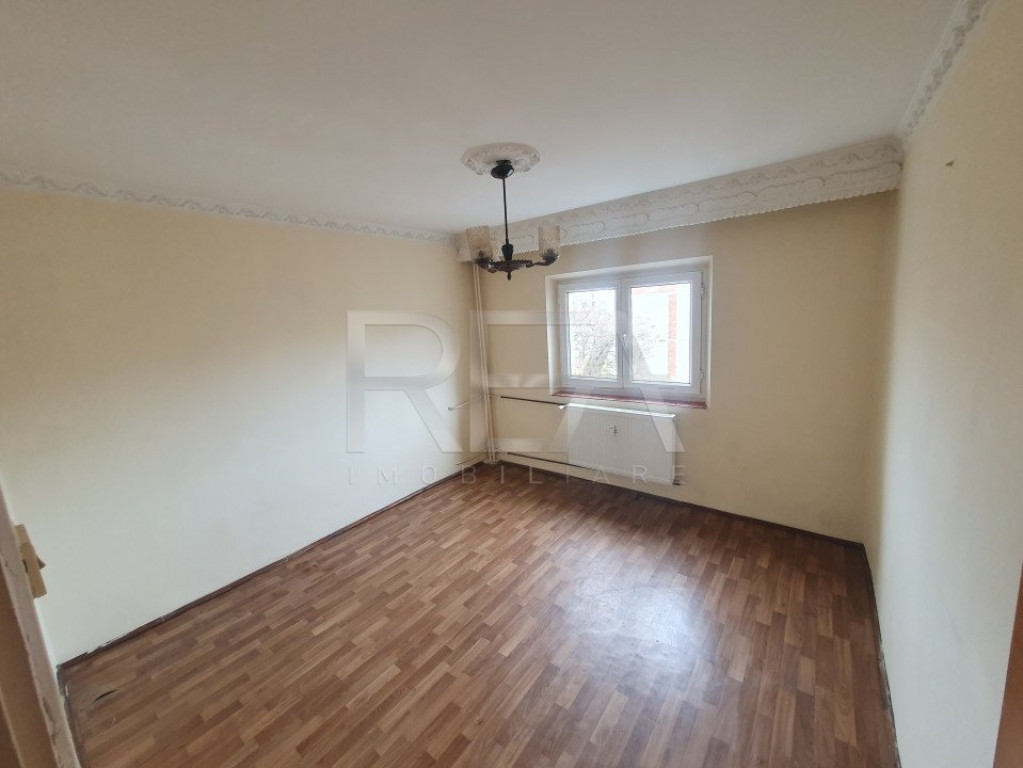 3 camere decomandat 7/8, anvelopat, Panduri-Str Ion Urdarean