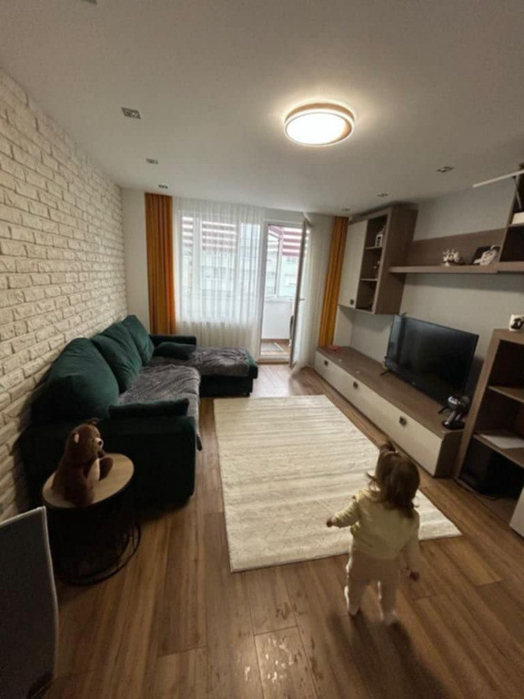 Apartament de 2 camere zona ASTRA,str Galaxiei,