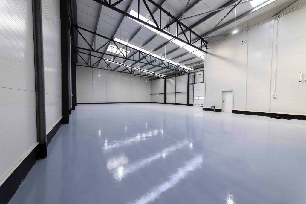 Zona Pallady -Drumul Intre Tarlale - hala noua 600mp - st...