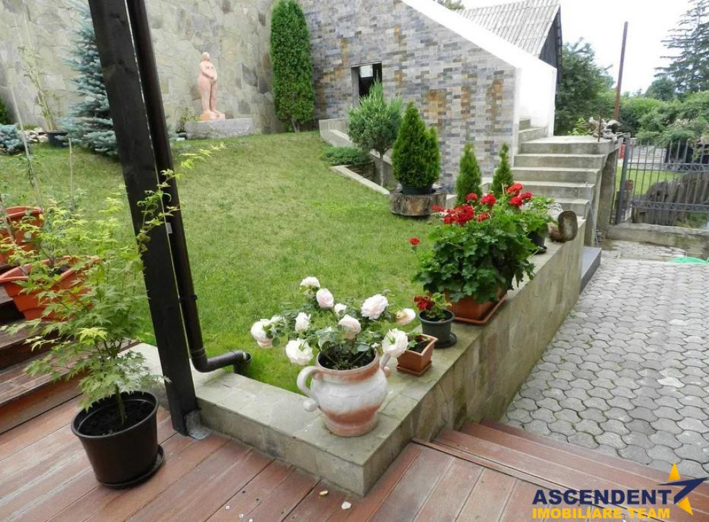 Vila distinctiva, ce ofera o perspectiva panoramica remarcab