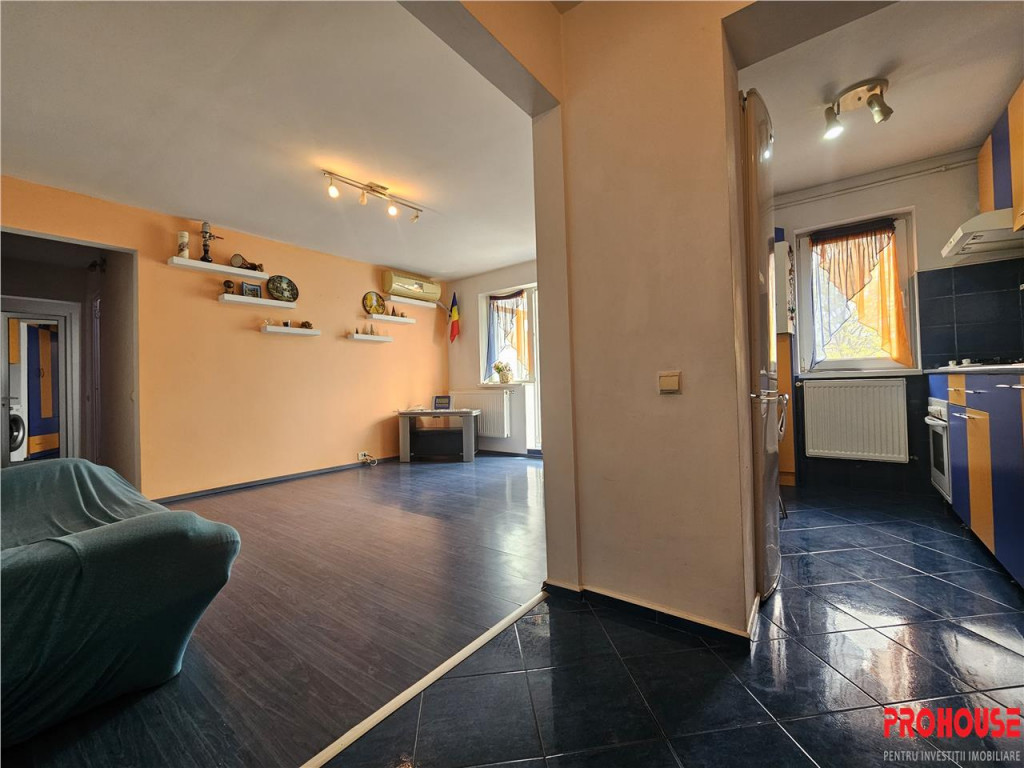 Zona Stefan cel Mare, 3 Camere mobilate, utilate