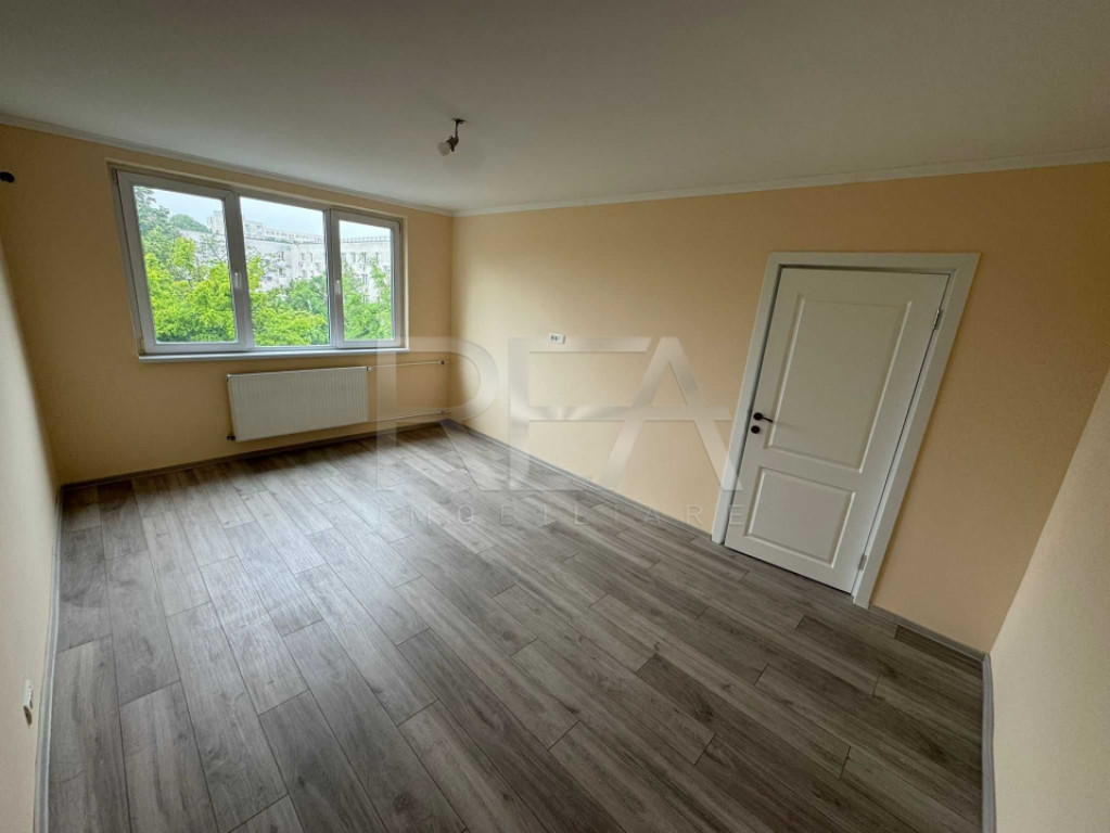 APARTAMENT 3 CAMERE RENOVAT OZANA