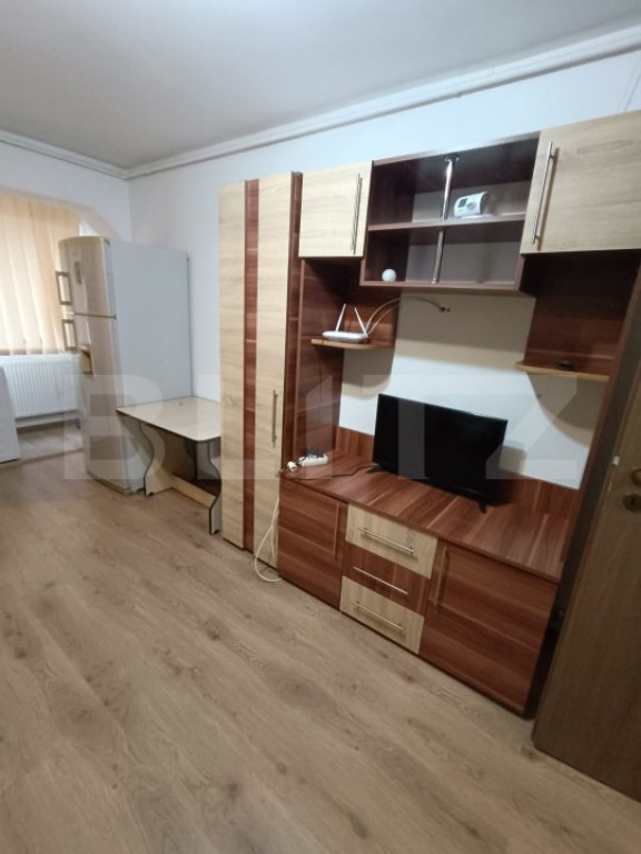Garsonieră de vanzare, 24 mp, mobilata ,centarala proprie,
