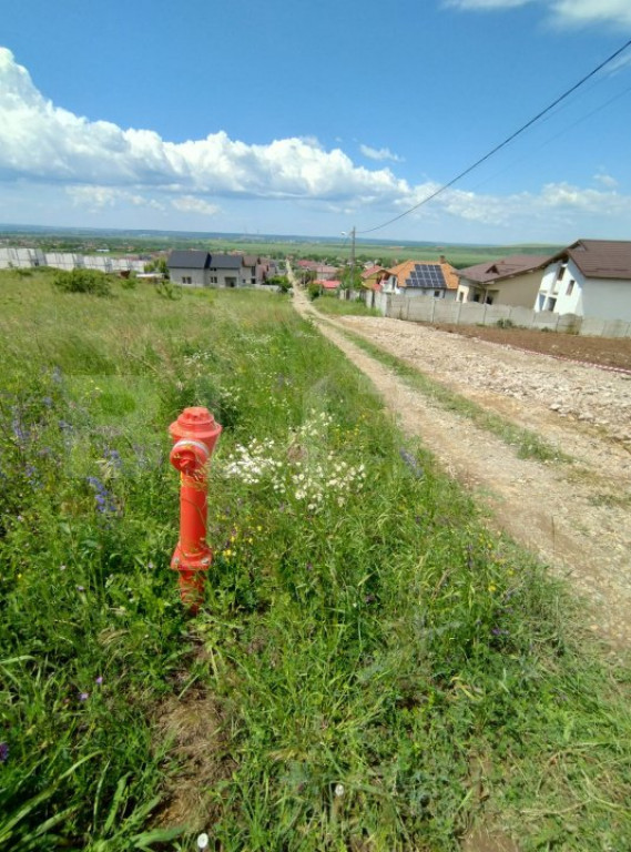 Teren intravilan 532 & 575 mp, utilități incluse – Șimn