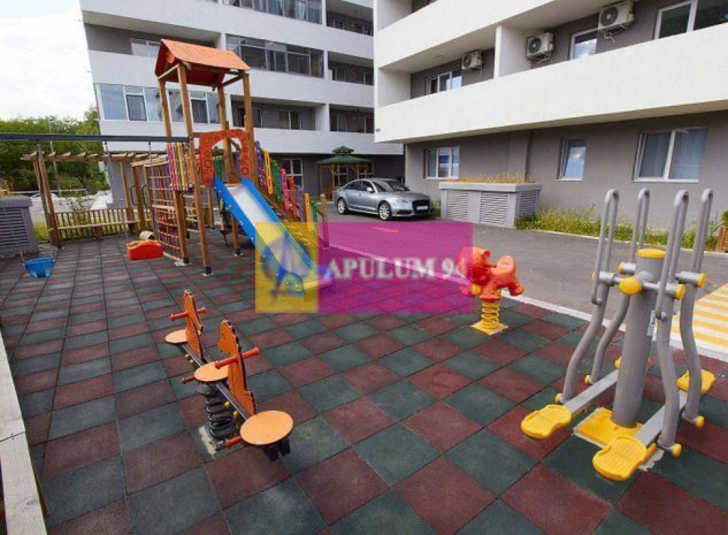 Apartament 3 camere decomandat la vanzare pe Mihai Bravu