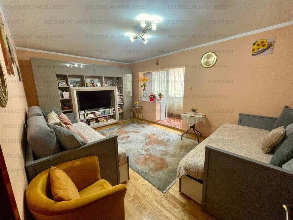 Apart 4 camere, 2 bai, decomandat, mobilat, utilat, parcare, Judetean!