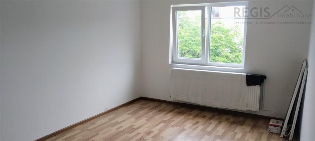 Apartament 2 camere decomandat si liber, Brosteni