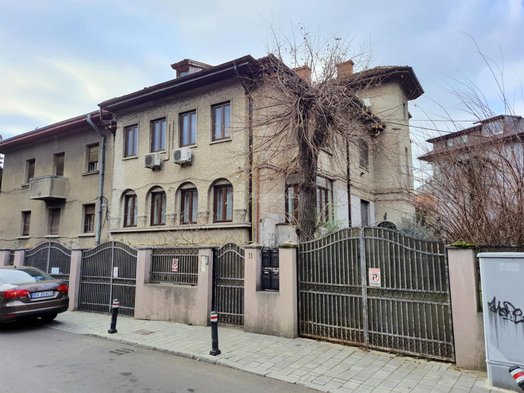 4 cam in vila plus 1 cam mansarda, curte, garaj, floreasca,