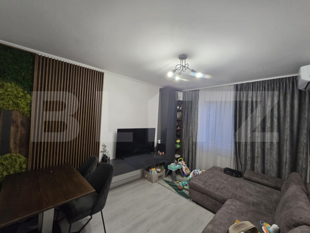 Apartament de vanzare, cu 3 camere, 67 m2, zona Turnisor