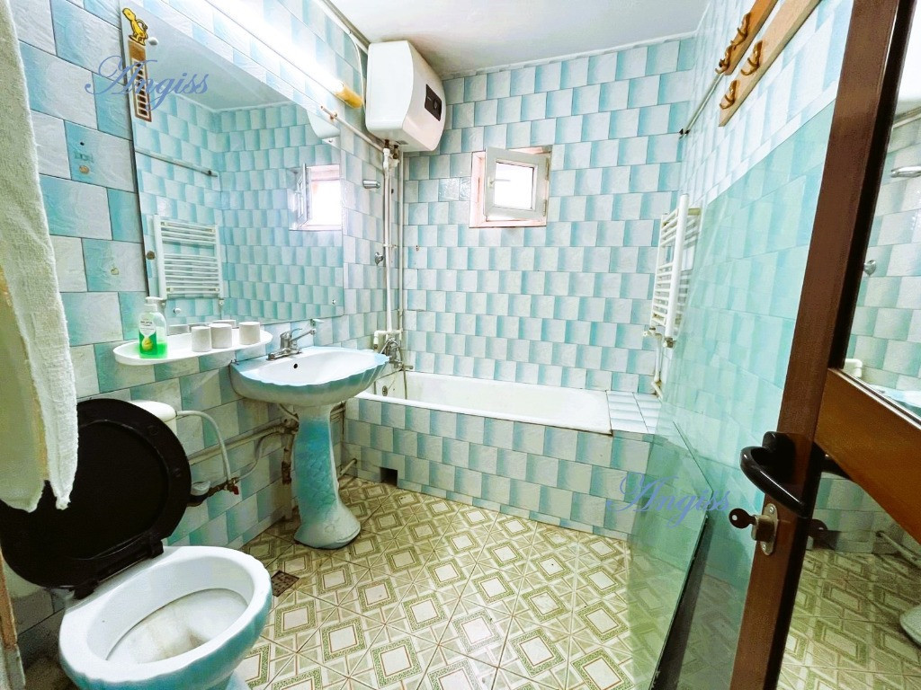 Apartament 3 camere| E3 | decomandat |etaj.3