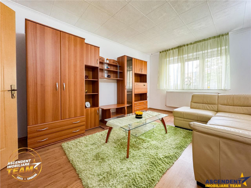 Oferta rezervata!Apartament cu 2 camere,decomandat, mobilat,