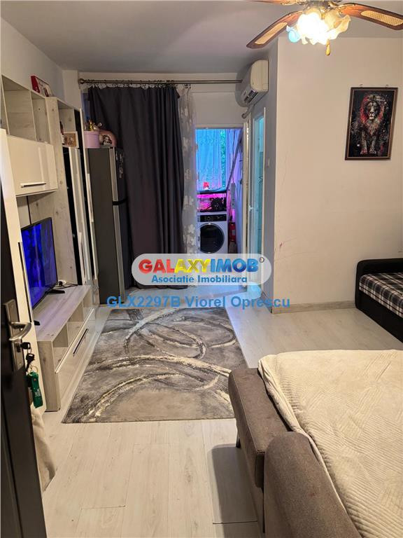 Garsoniera renovata, mobilata, conf 1, bloc mixt, Diham