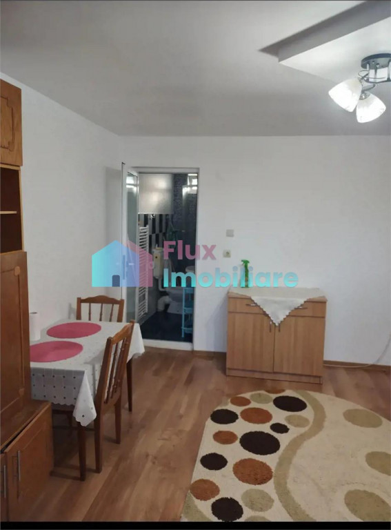 Garsoniera mobilata si utilata zona centrala