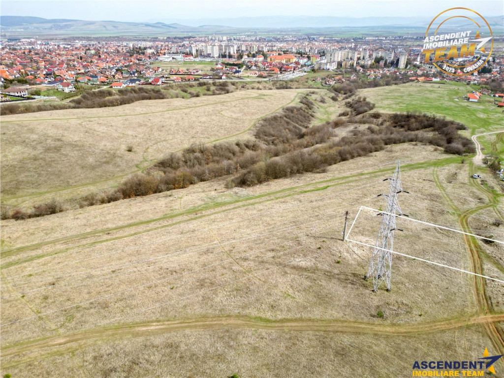 2.000mp teren, investitional, in vecinatatea padurii, Simeri