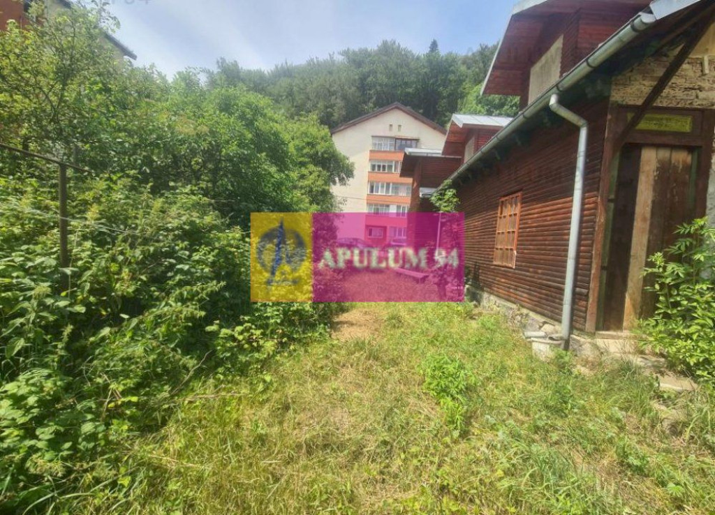 Teren cu constructie de vânzare în Bușteni - Zona Lidl